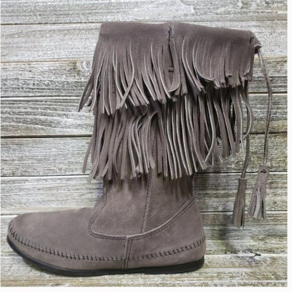 NWOT Minnetonka | 2 Layer Fringe Tassel Zip Boot | 9 | GRAY SUEDE LEATHER UNWORN - Picture 3 of 11